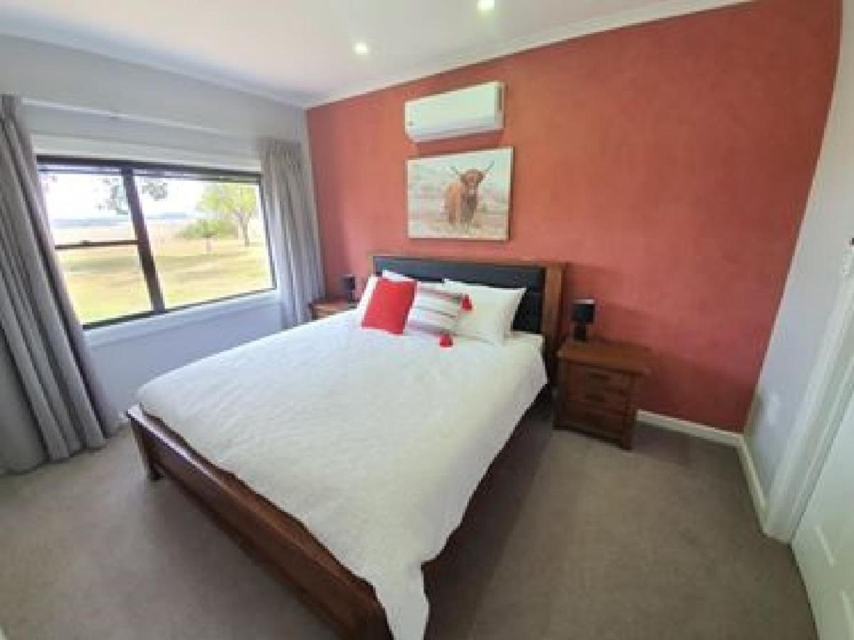 Pleasant Hill Bnb เมาท์แกมเบีย ภายนอก รูปภาพ